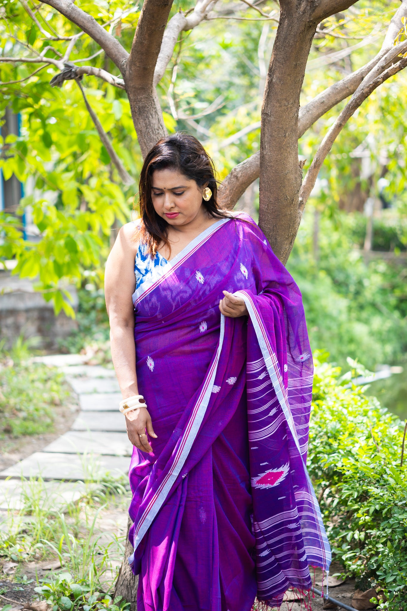 Black Currant Jamdani Saree - Uttariya