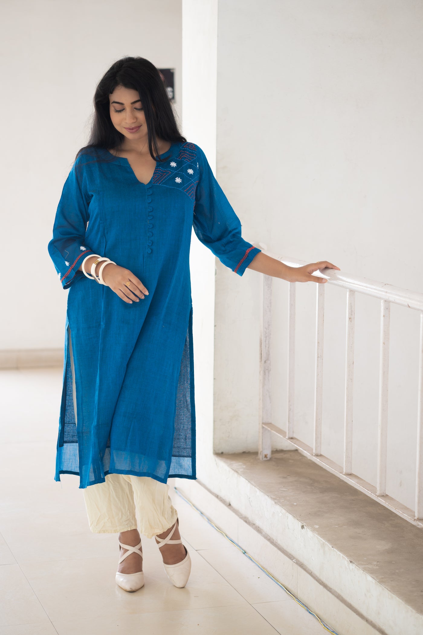 Nilkamal — Handwoven Cotton Kurti