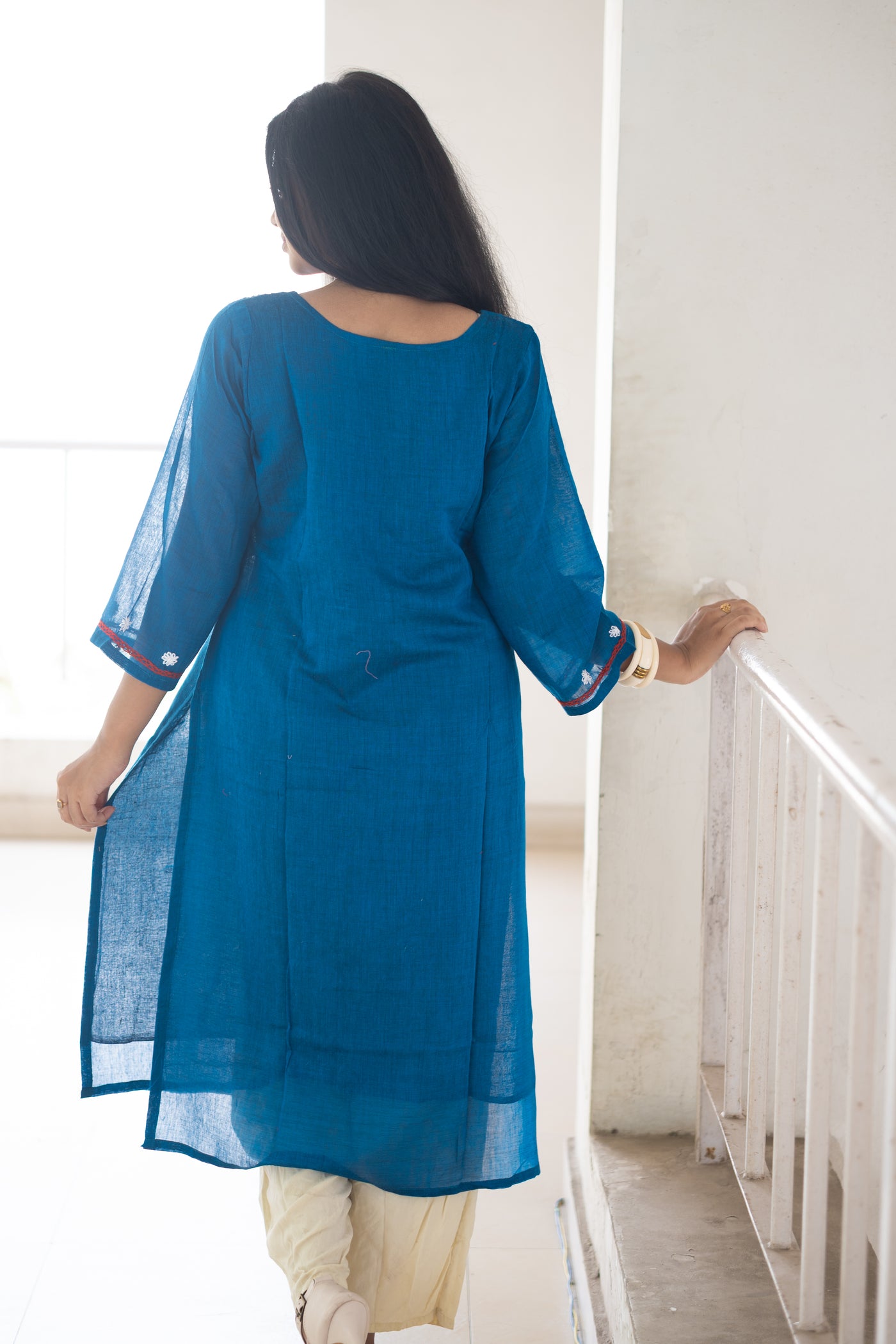 Nilkamal — Handwoven Cotton Kurti