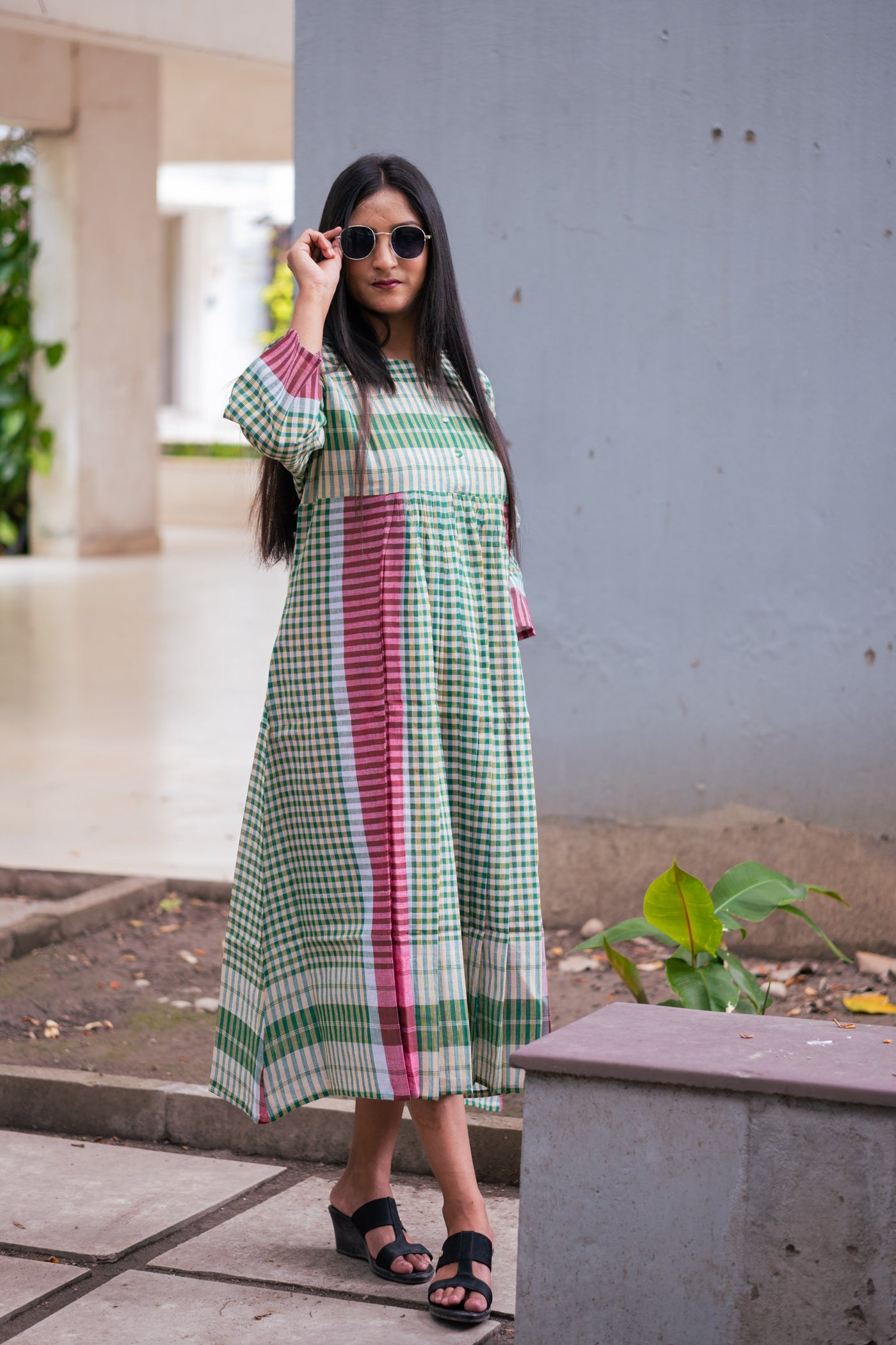 Saatrang Gamcha Dress - Uttariya