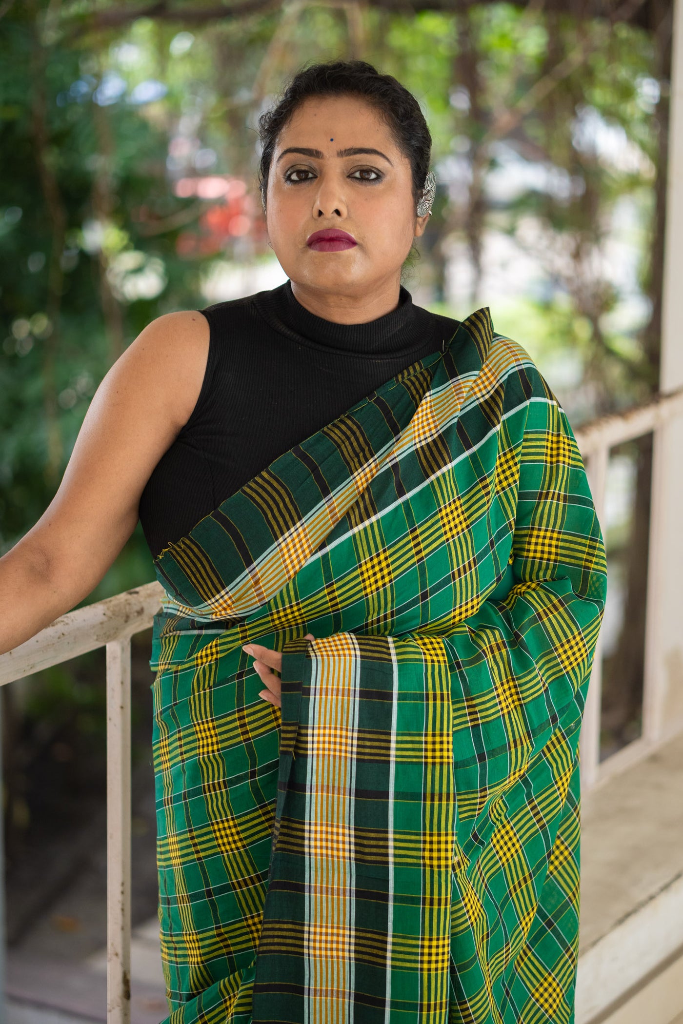 Sobuj Gamcha Saree