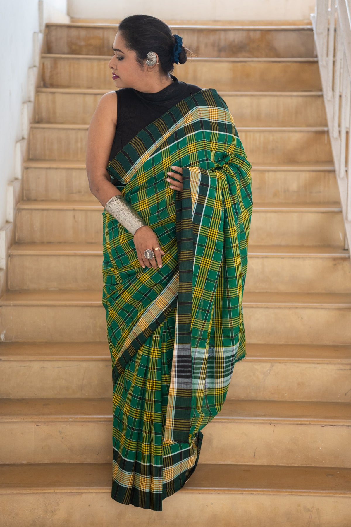 Sobuj Gamcha Saree