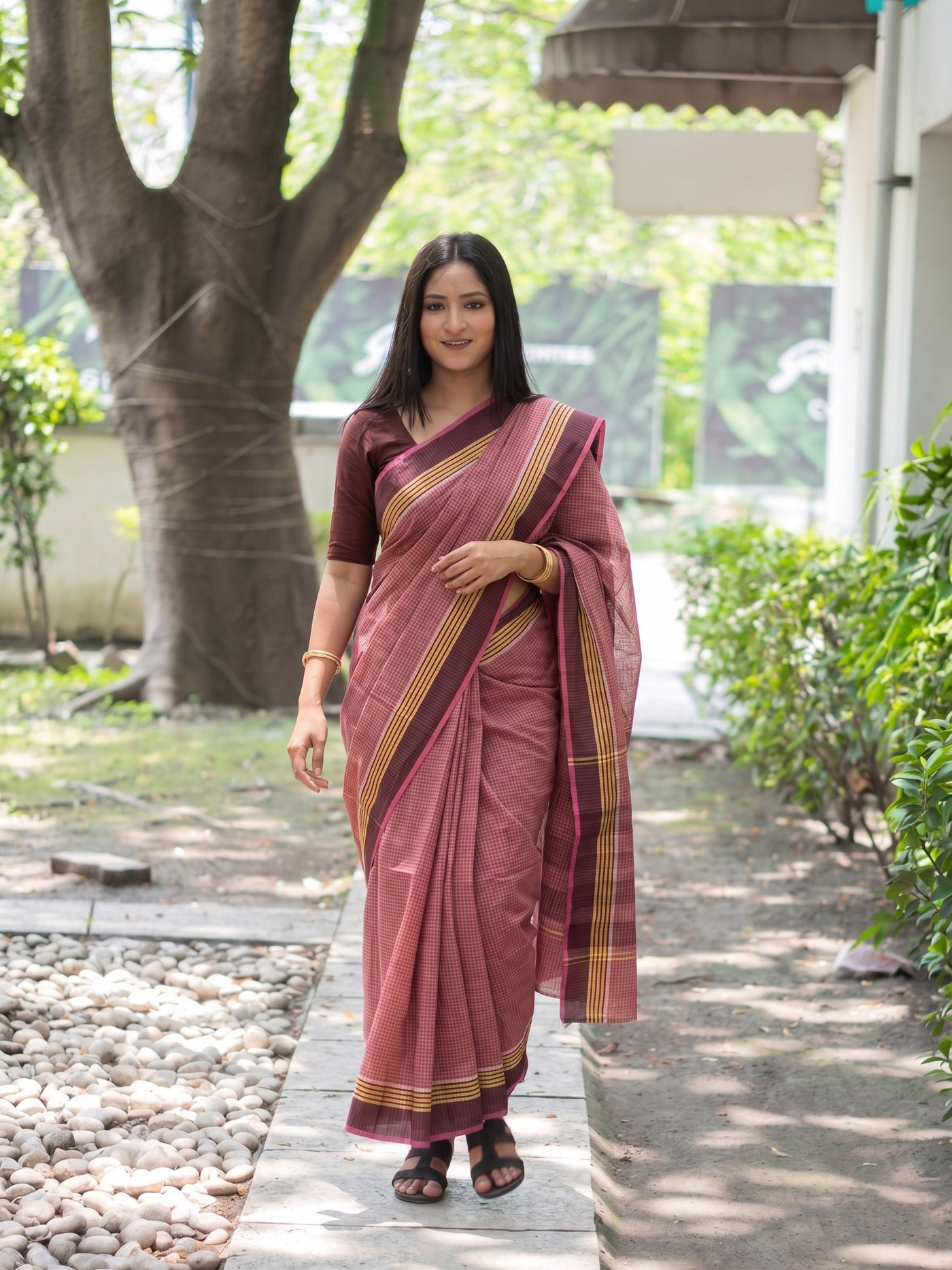 Golapi Gamcha Saree
