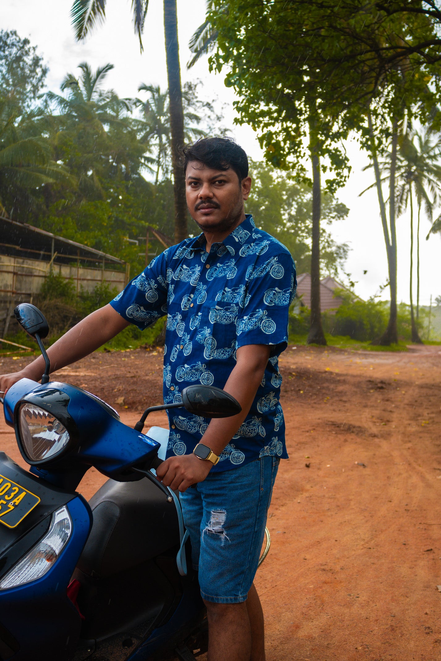 Scooty indigo shirt