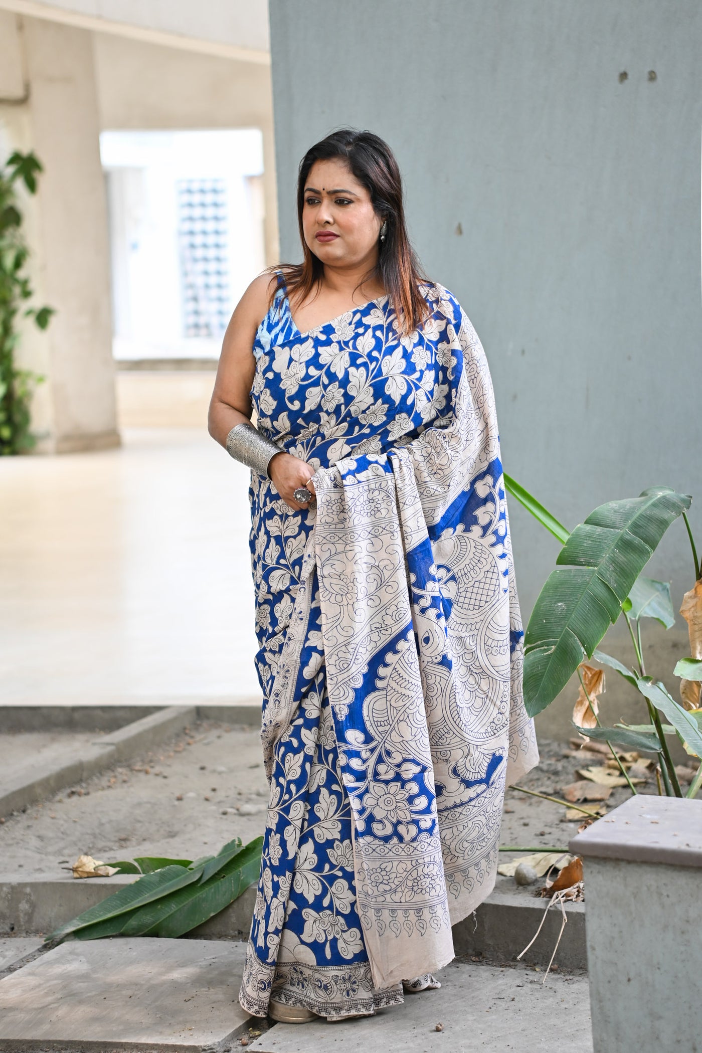 Indigo Vriksha Kalamkari  Saree - Uttariya