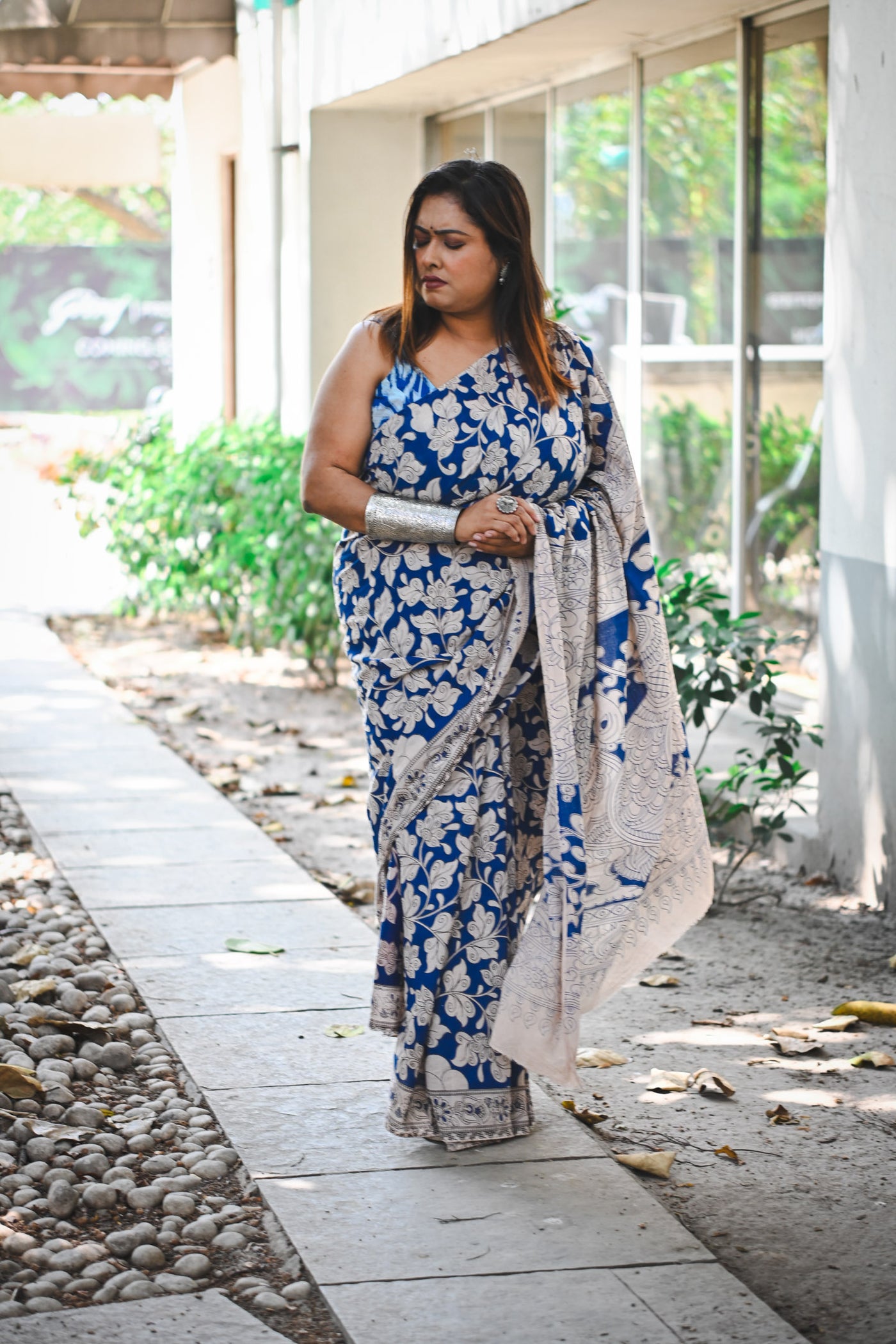 Indigo Vriksha Kalamkari  Saree - Uttariya