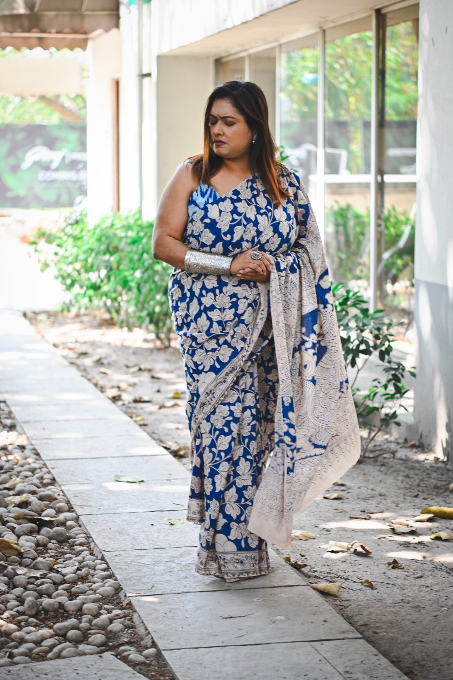 Indigo Vriksha Kalamkari  Saree - Uttariya