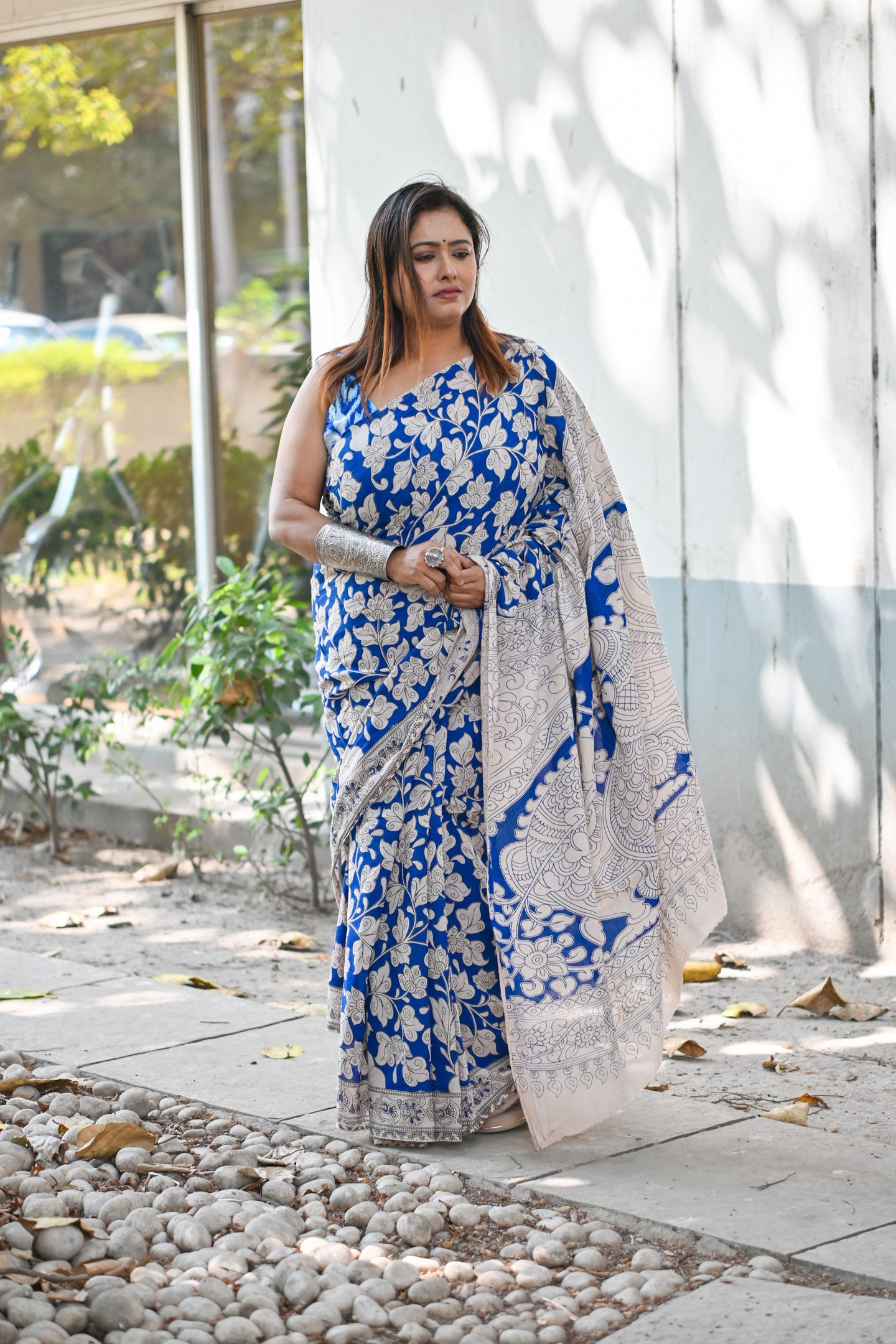 Indigo Vriksha Kalamkari  Saree - Uttariya