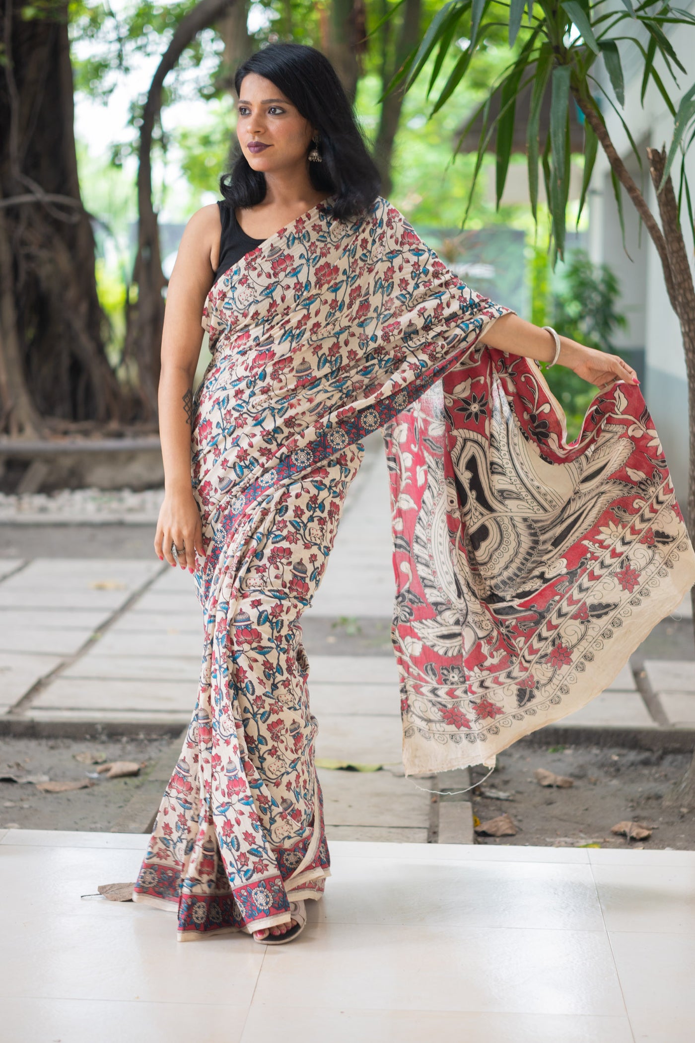 Ivory Lotus Deer Kalamkari Cotton Saree
