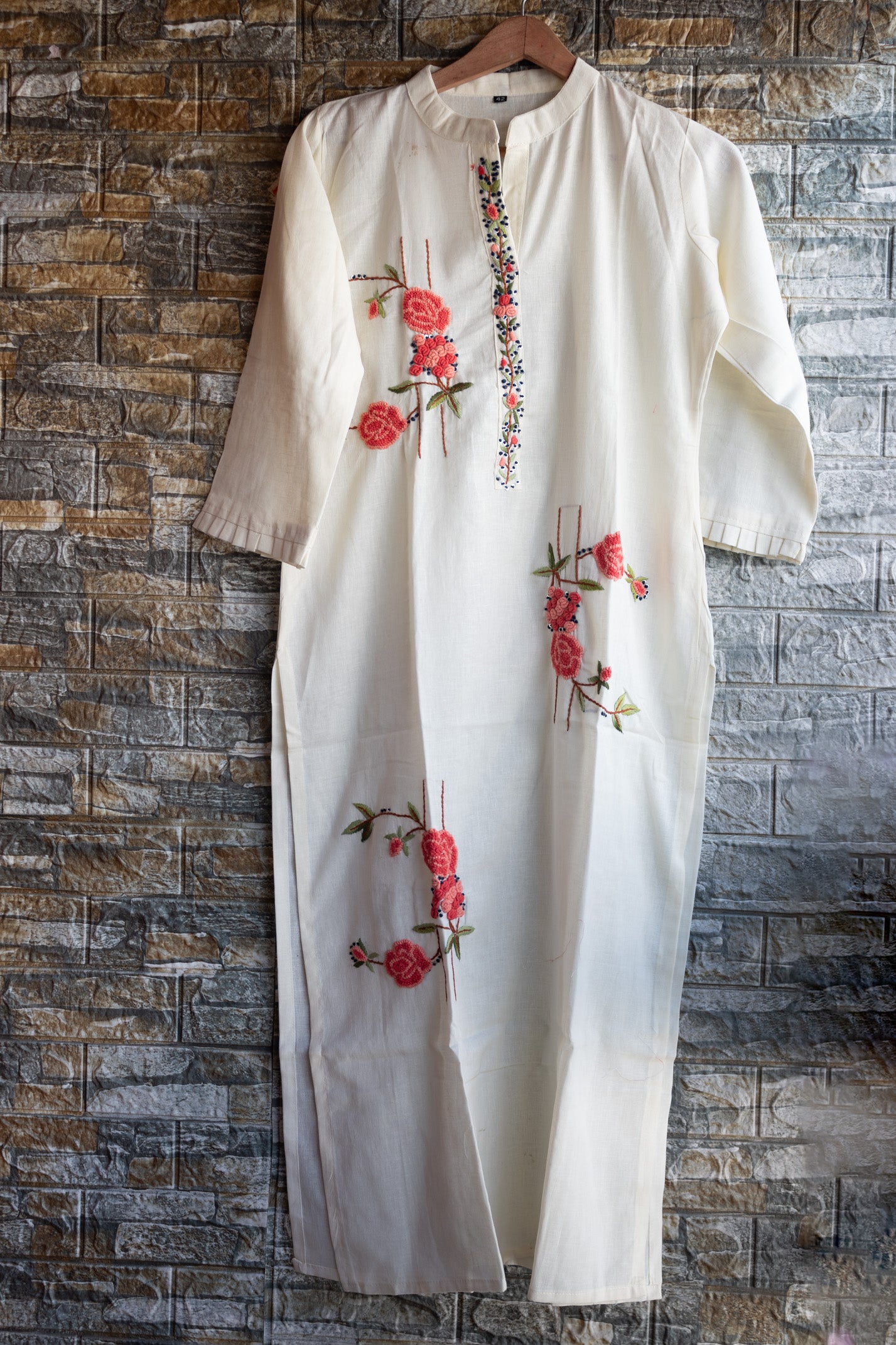 White embroidered Kurti