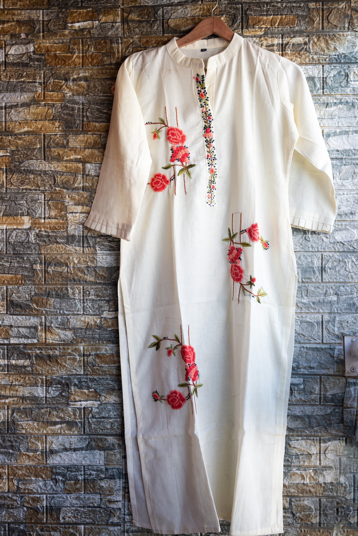 White embroidered Kurti