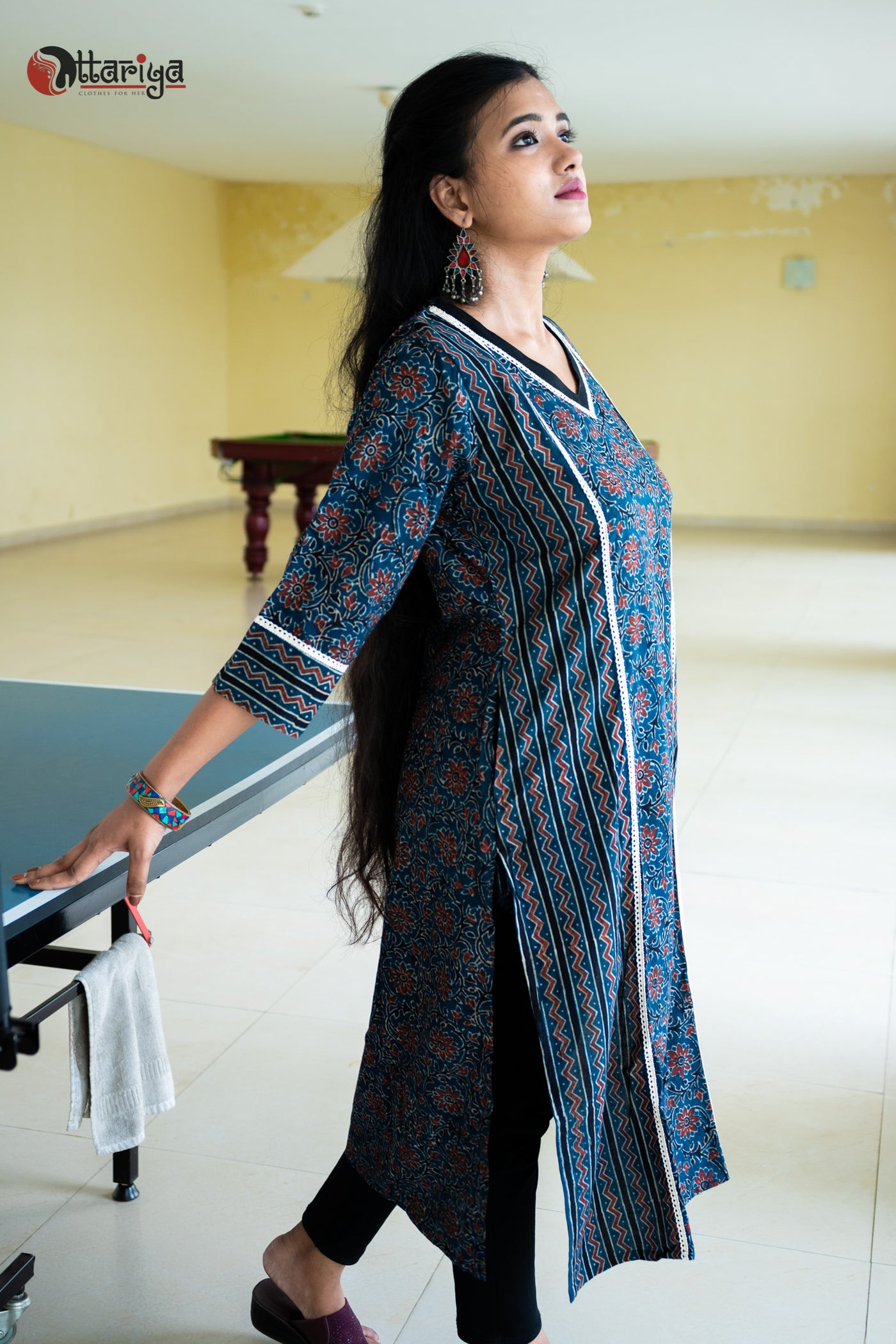 Yale Blue Classic Handwork Cotton Saree - Uttariya