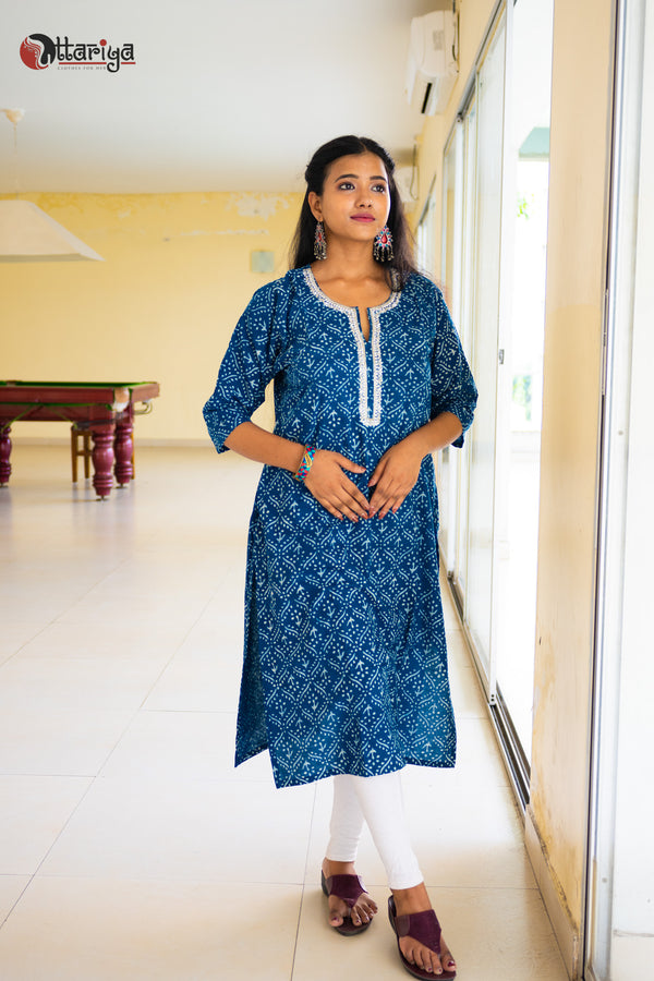 Indigo Zardosi Embellished Cotton Kurta - Uttariya