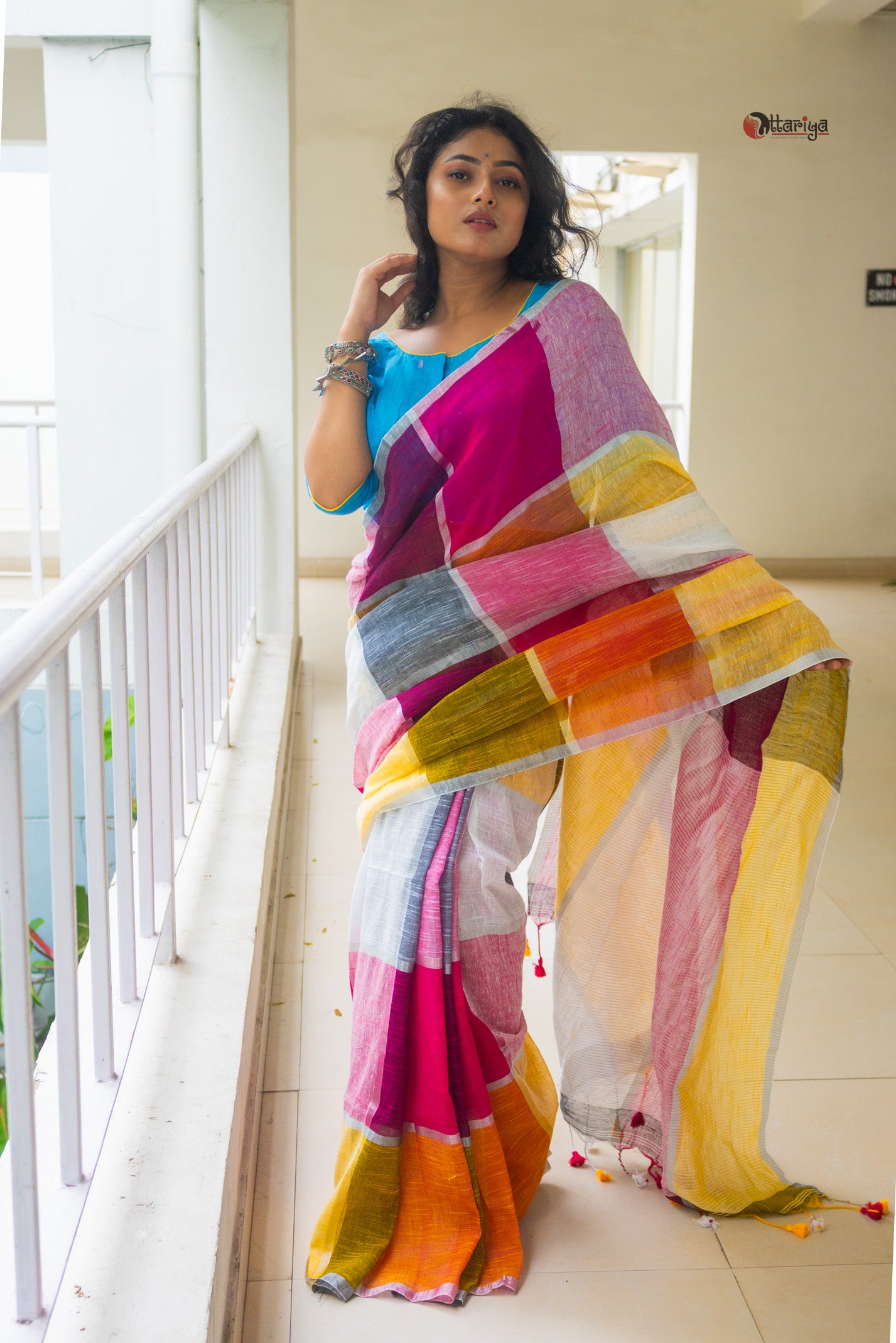 Berry Checkchock Linen Saree