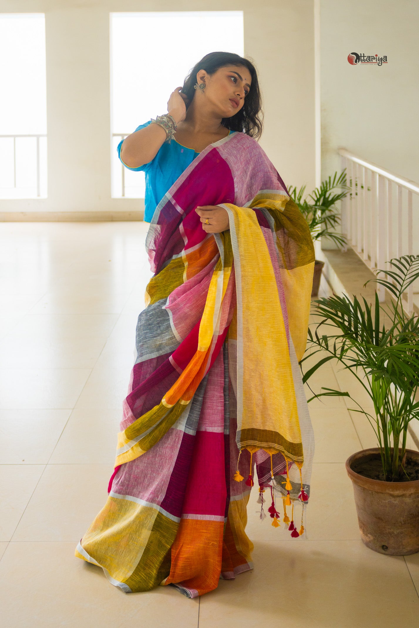 Berry Checkchock Linen Saree