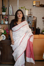 Laal Sada Linen Saree - Uttariya