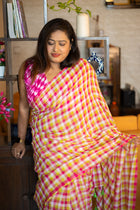 Pink check Saree - Uttariya
