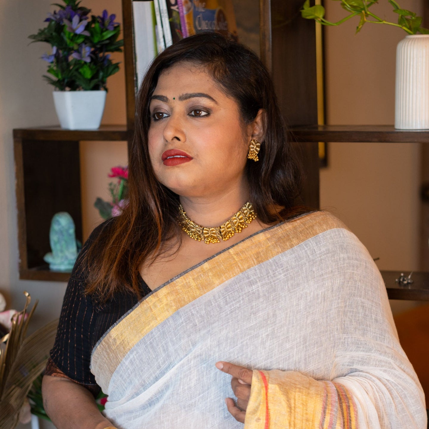 Harsha Linen Saree - Uttariya