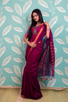 Magenta Bindii Linen Saree - Uttariya