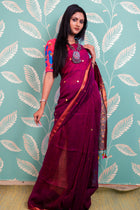 Magenta Bindii Linen Saree - Uttariya