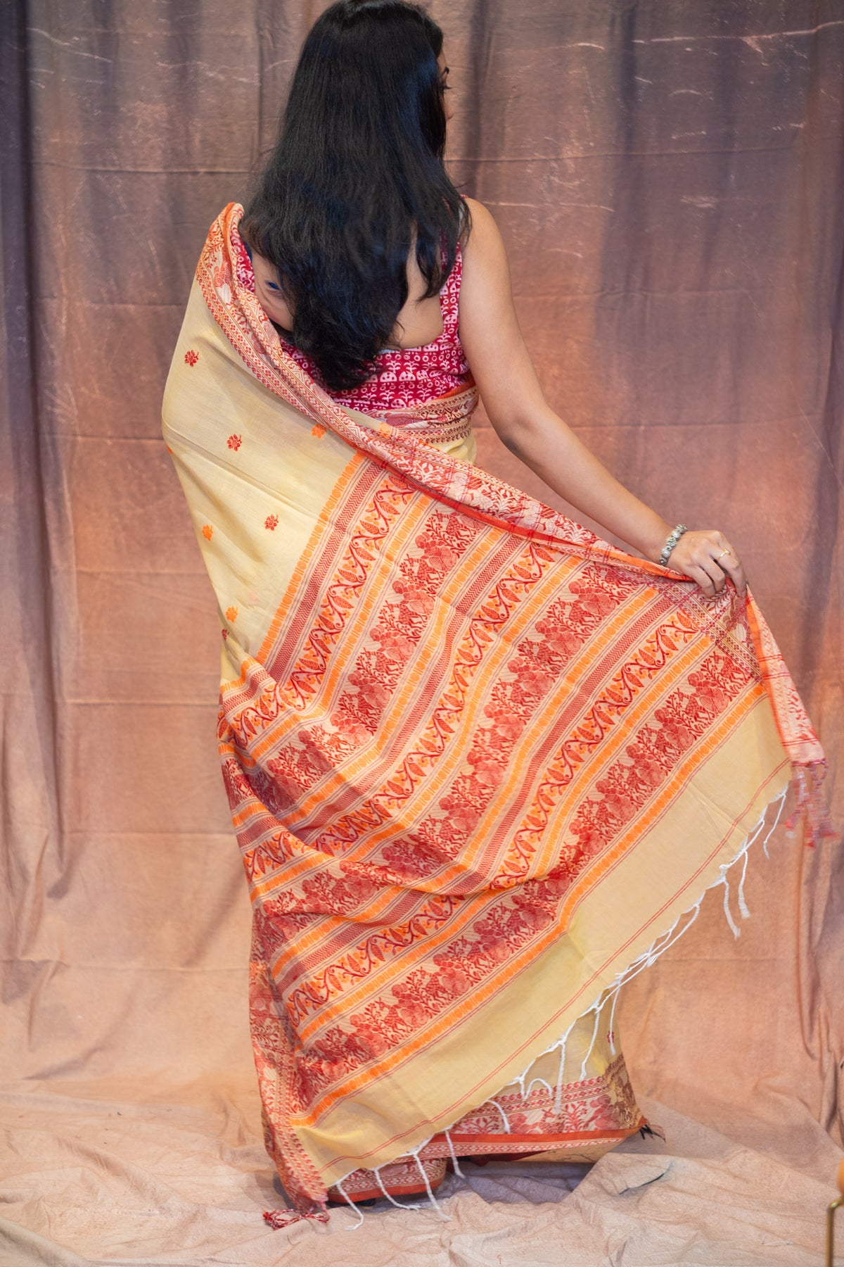Shubhra Harini  – Bengal Handloom Saree
