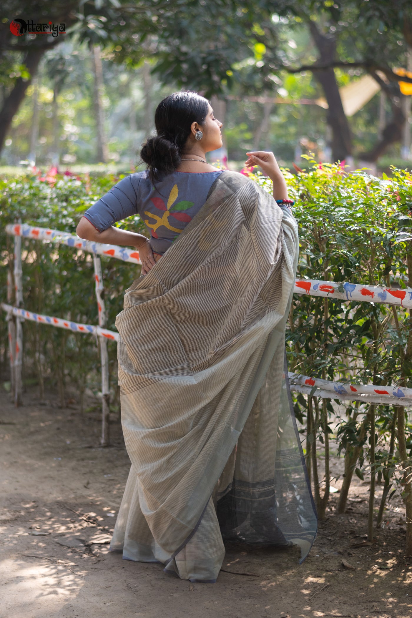 Slate Love Saree - Uttariya