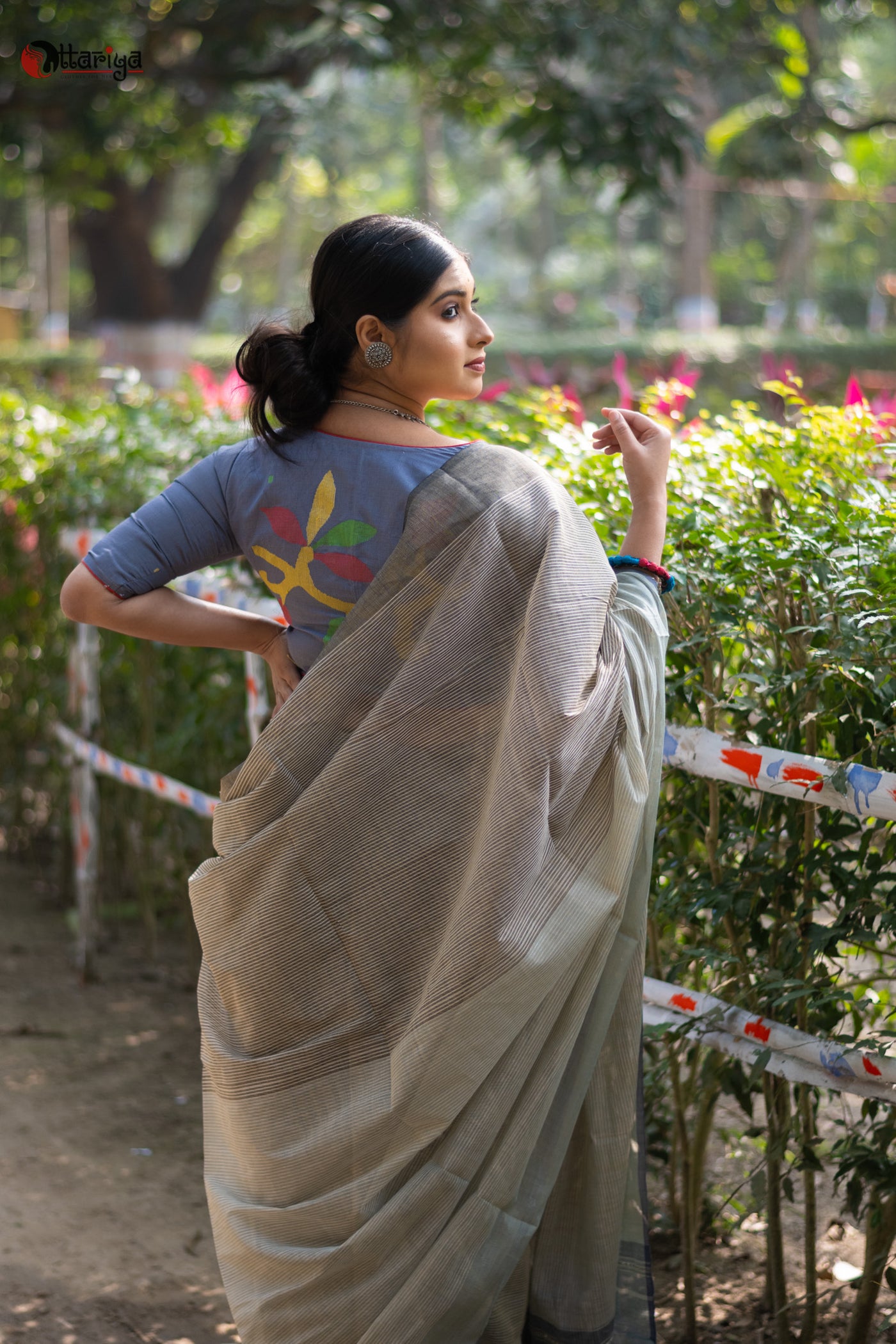 Slate Love Saree - Uttariya