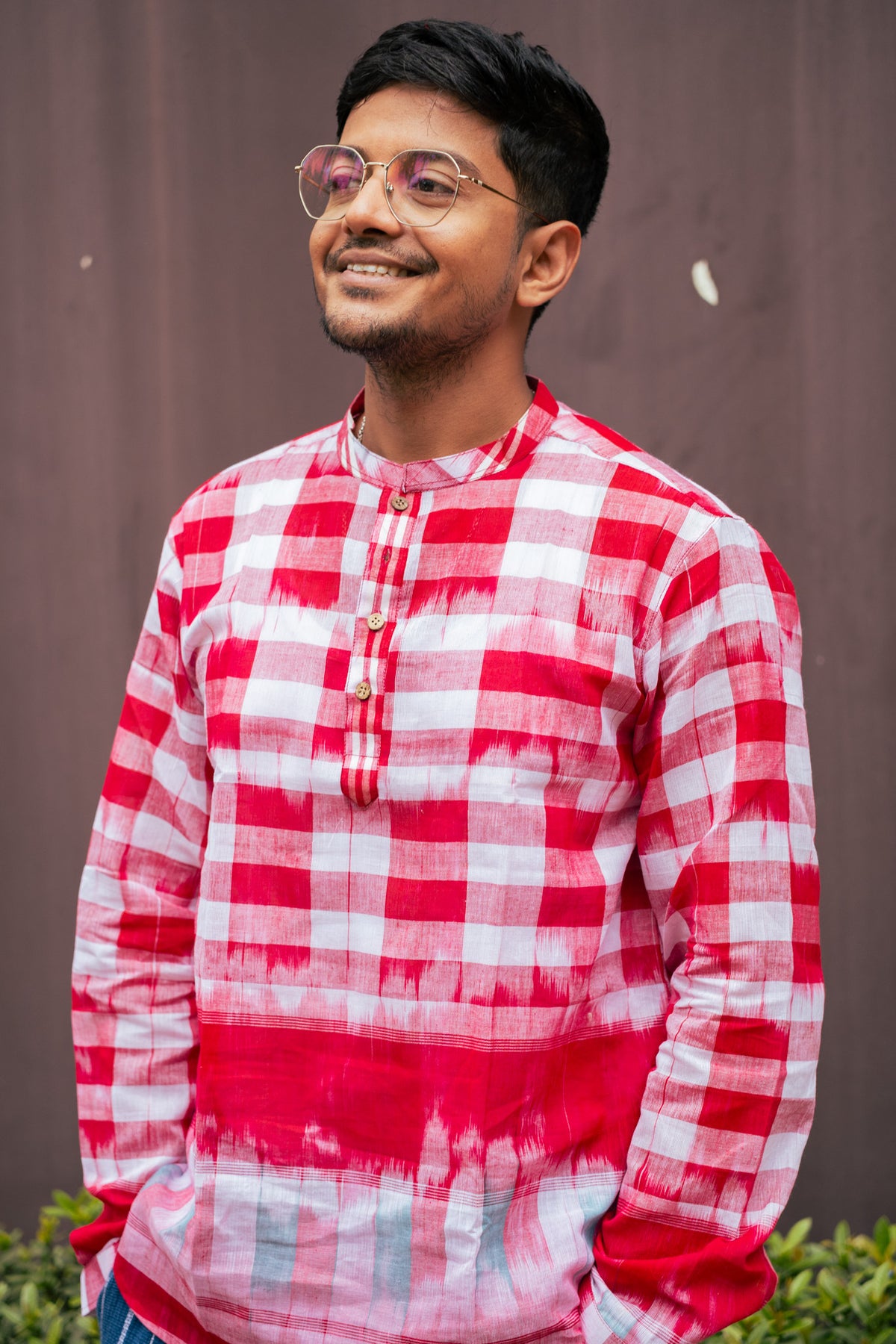 Ikat Gingham Gamcha Popover Shirt — Red &amp; White