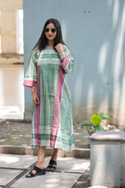 Saatrang Gamcha Dress - Uttariya