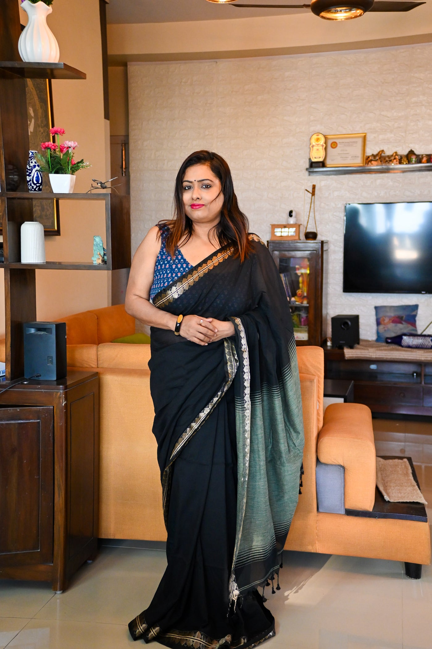 Black Linen cotton Saree - Uttariya