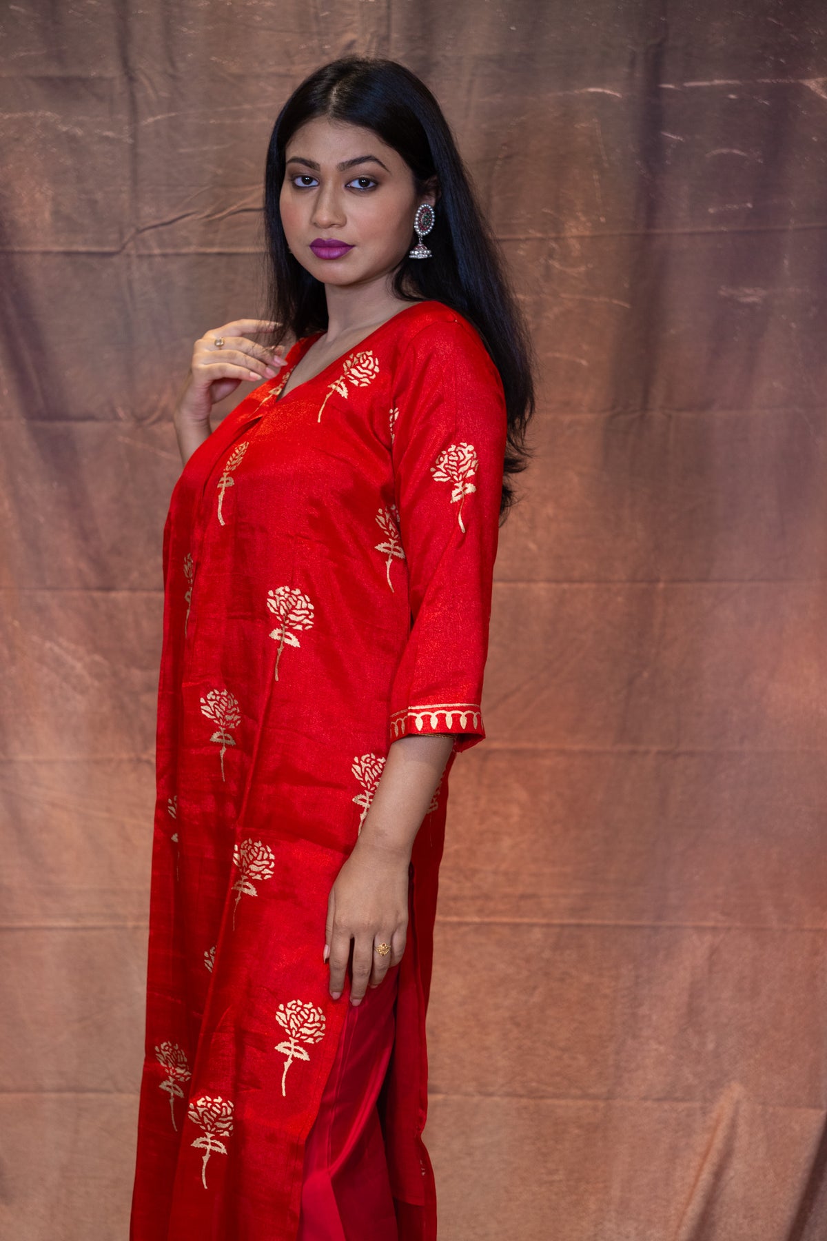 Rakto Golap Silk Linen Kurta Set