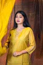 Holud Zardosi Chanderi Kurta Set