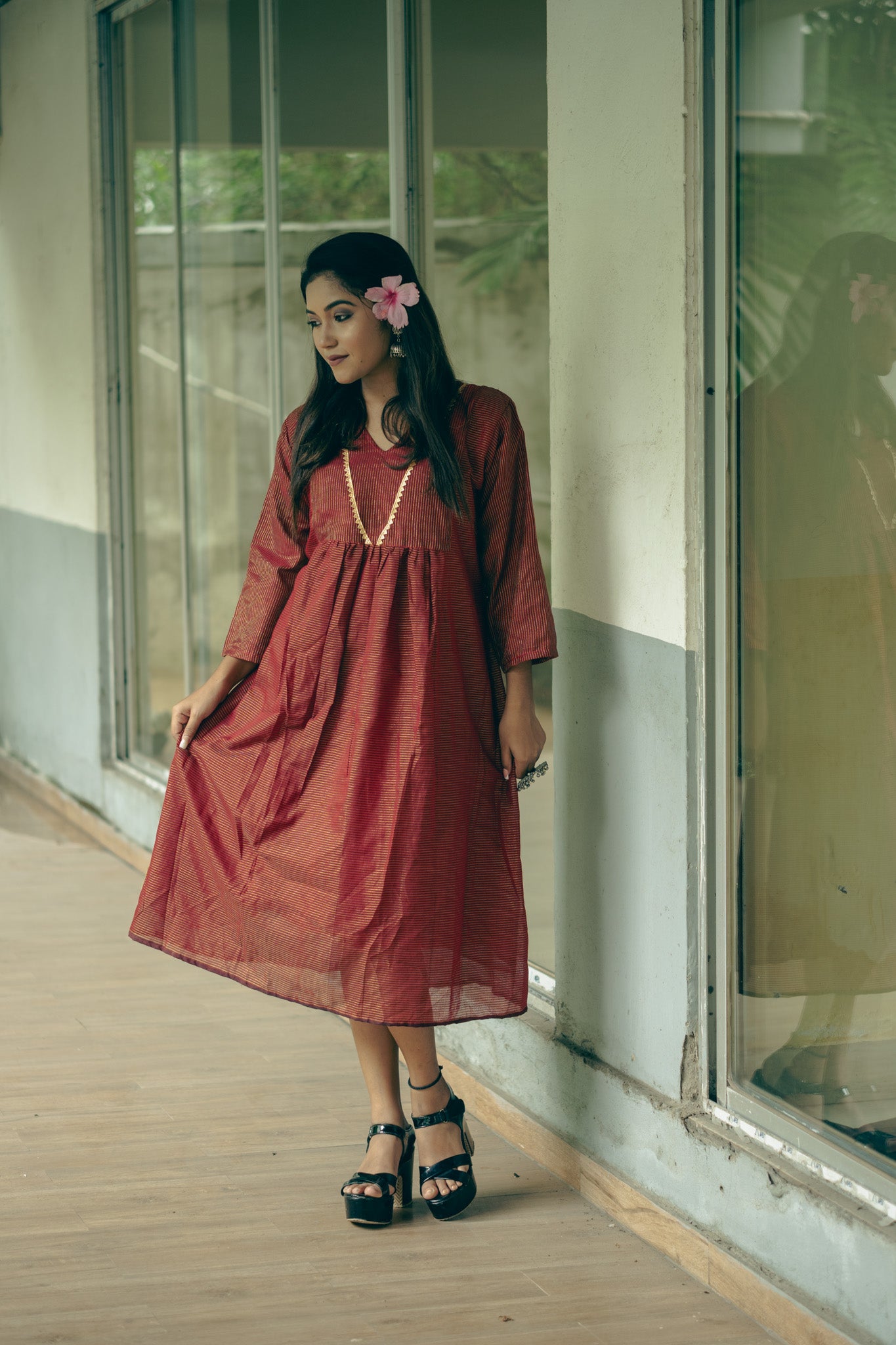 Elegant Chocolate Cotton Midi Dress with Minimal Detailing