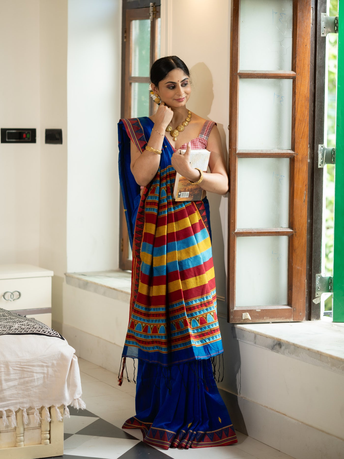 Apsara Elegance Dongria Saree - Uttariya