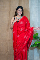 Red Makhmal Saree - Uttariya