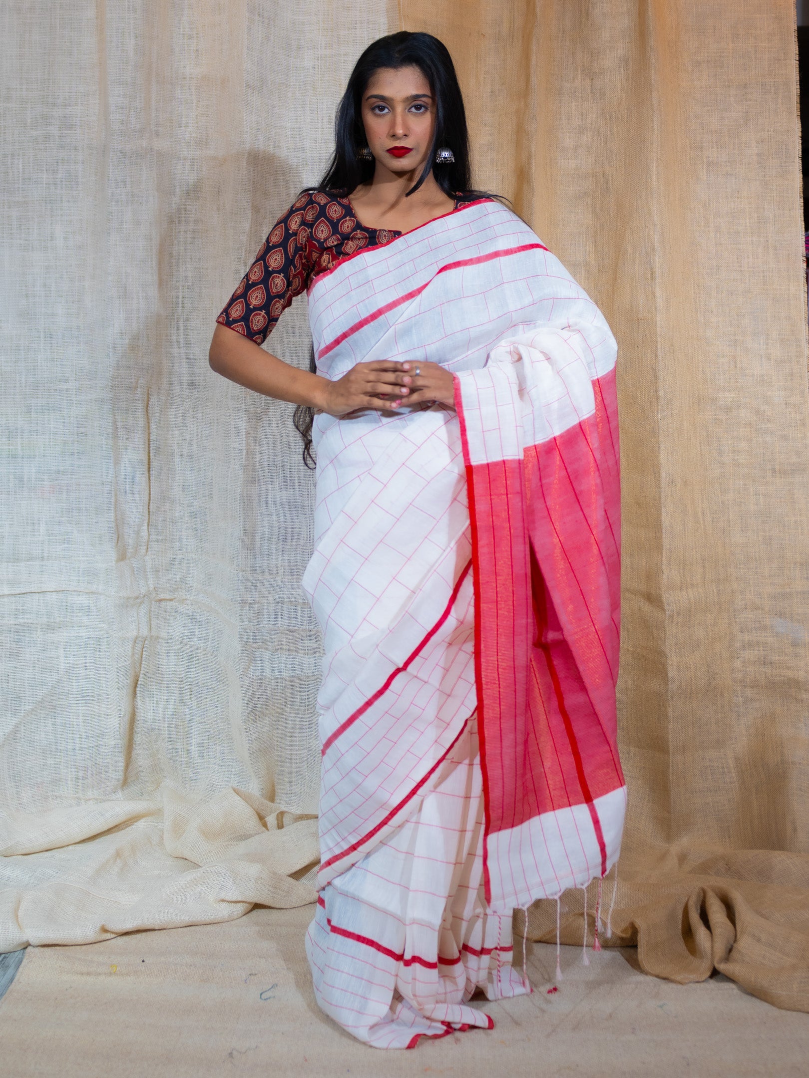 White brick Linen Saree