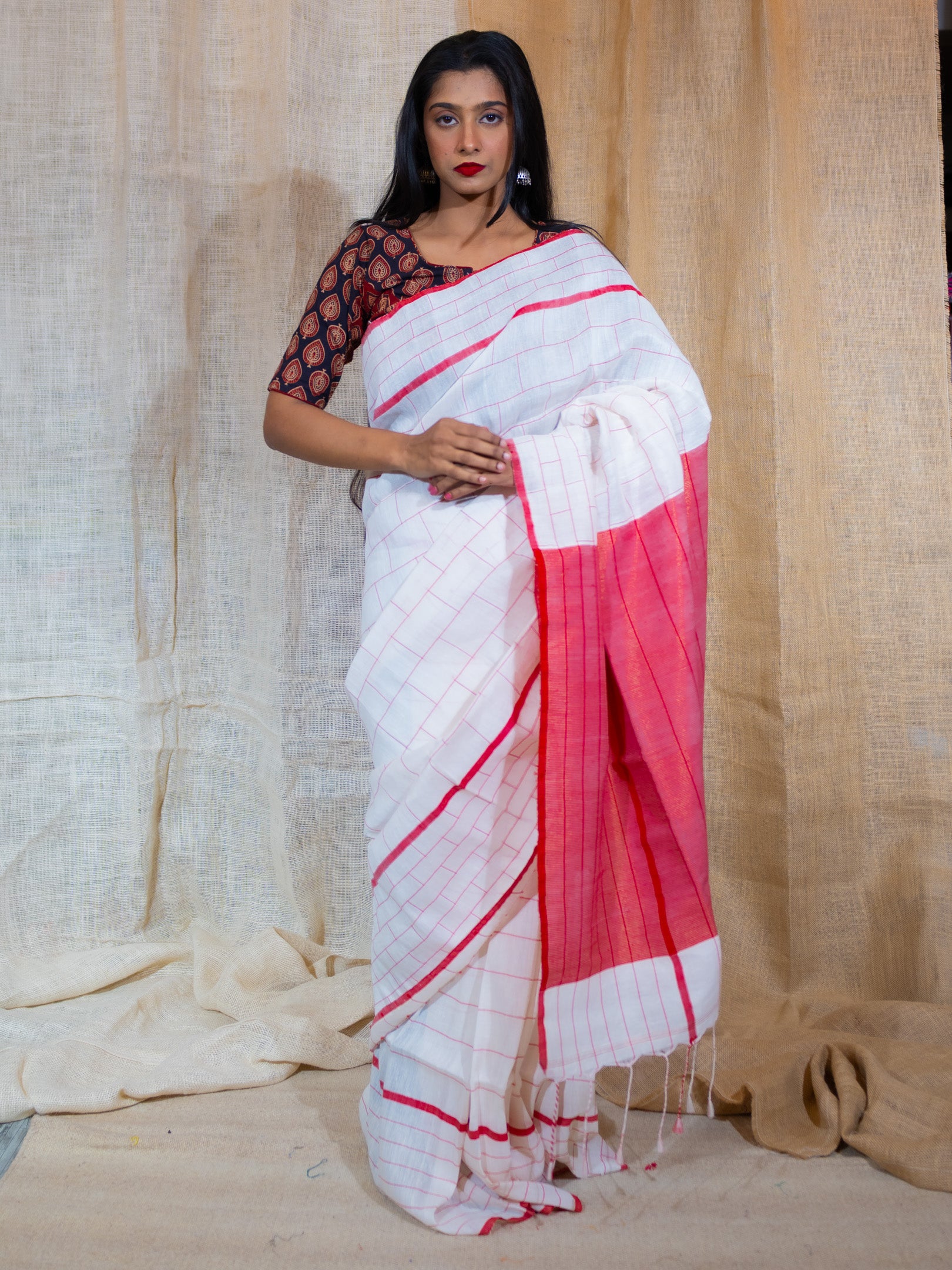 White brick Linen Saree