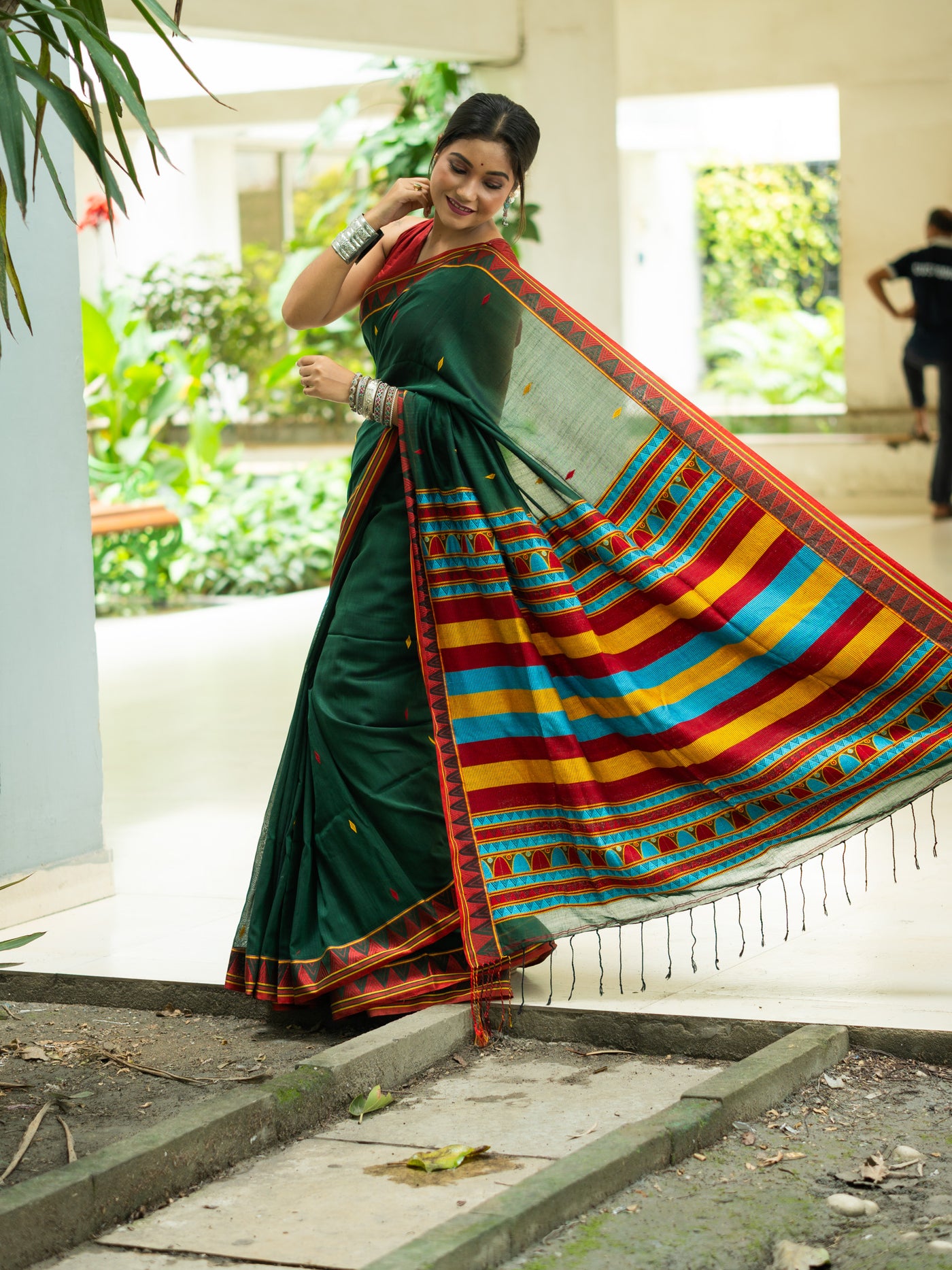 Divya Charm Dongria Saree - Uttariya