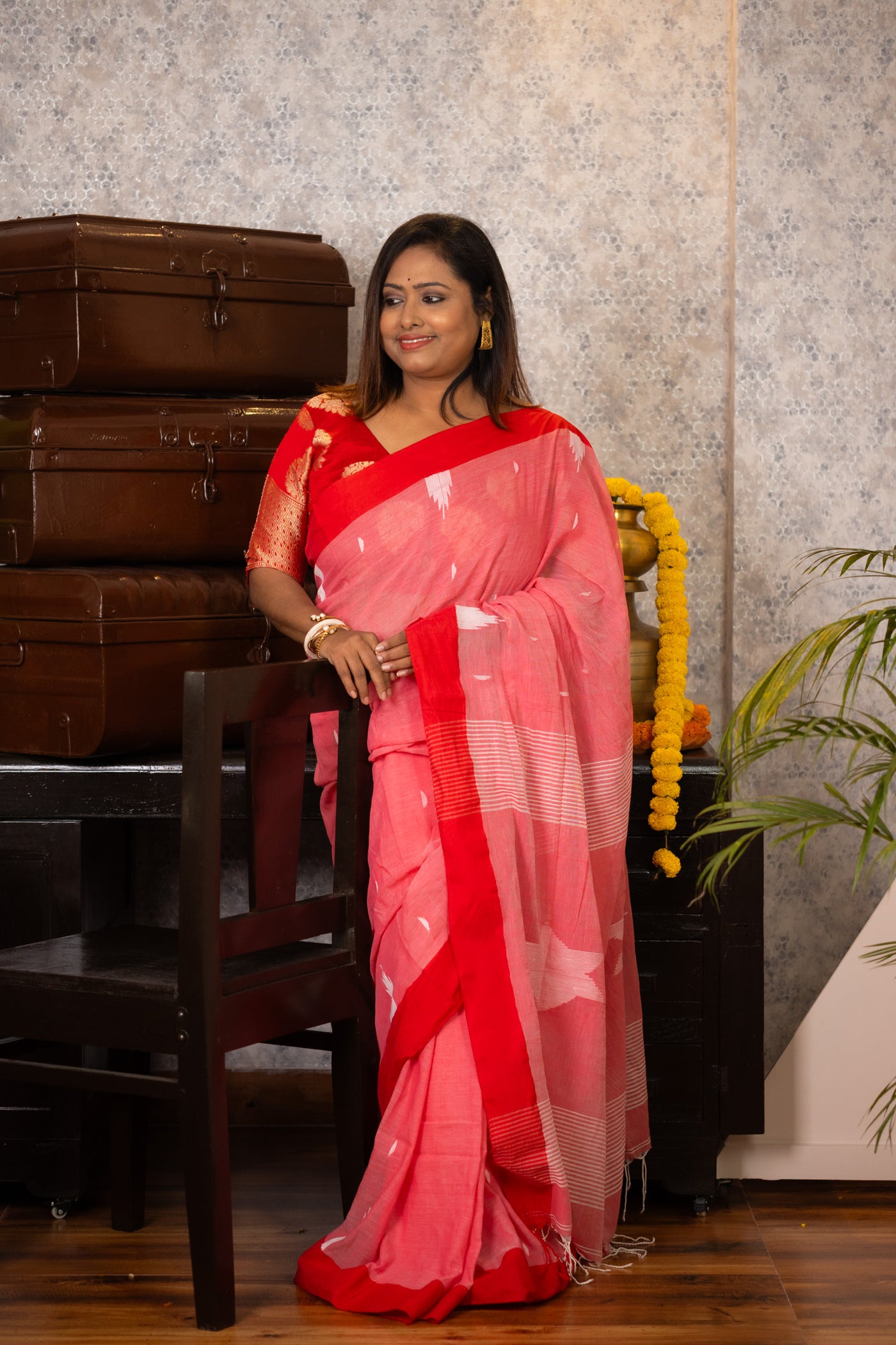 Arajita – Red & White Bengal Cotton Saree
