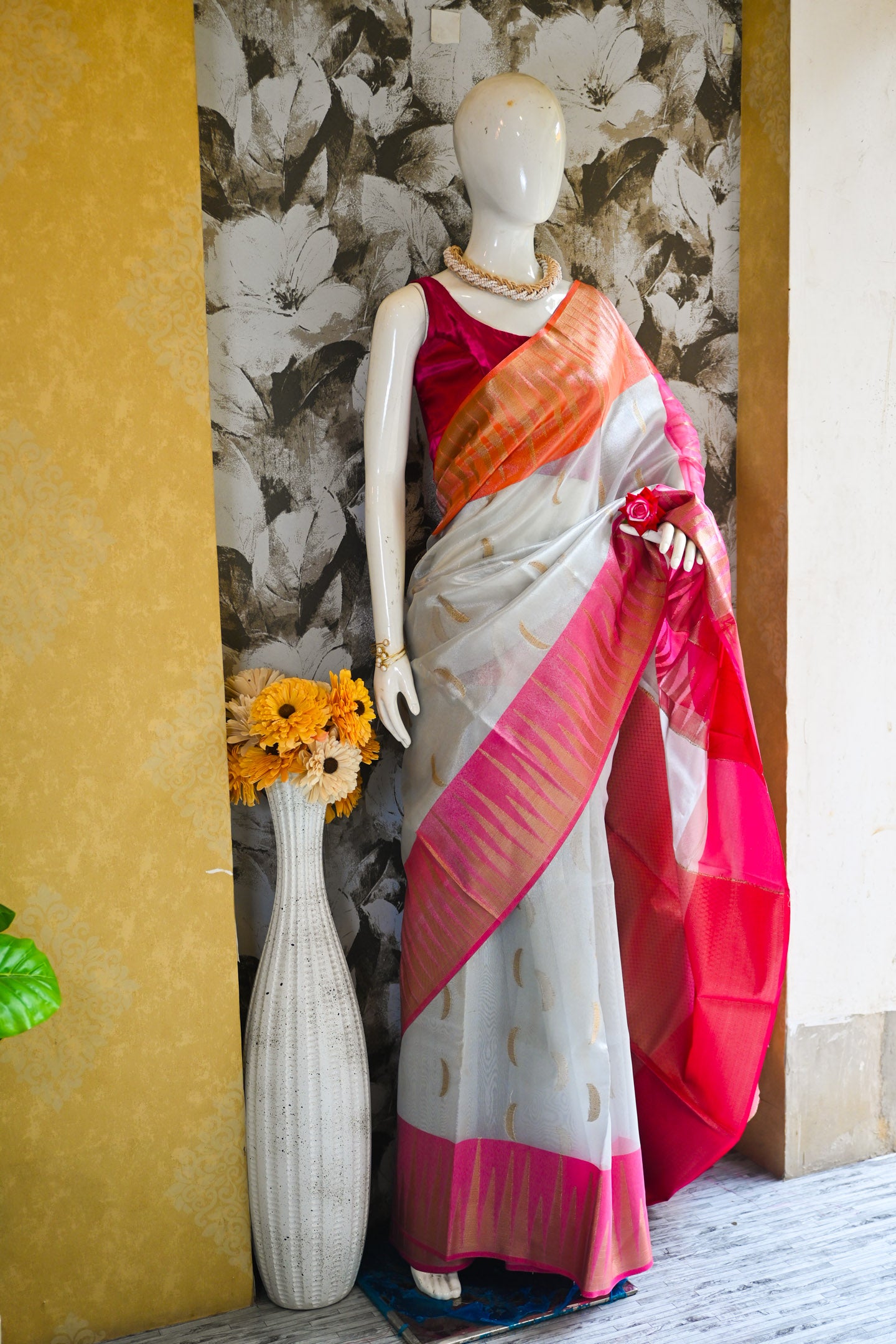 Chandi Sitara Saree