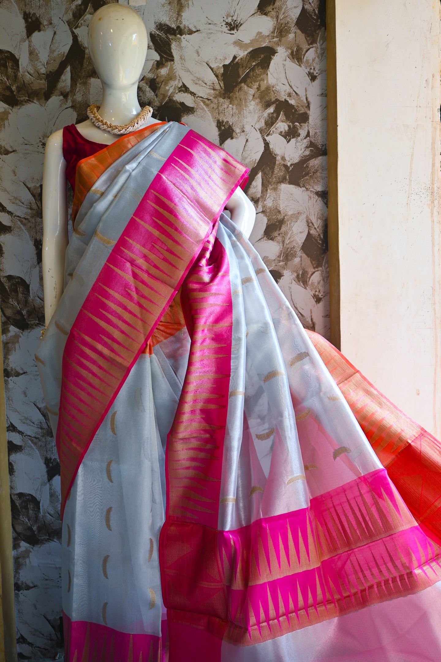 Chandi Sitara Saree
