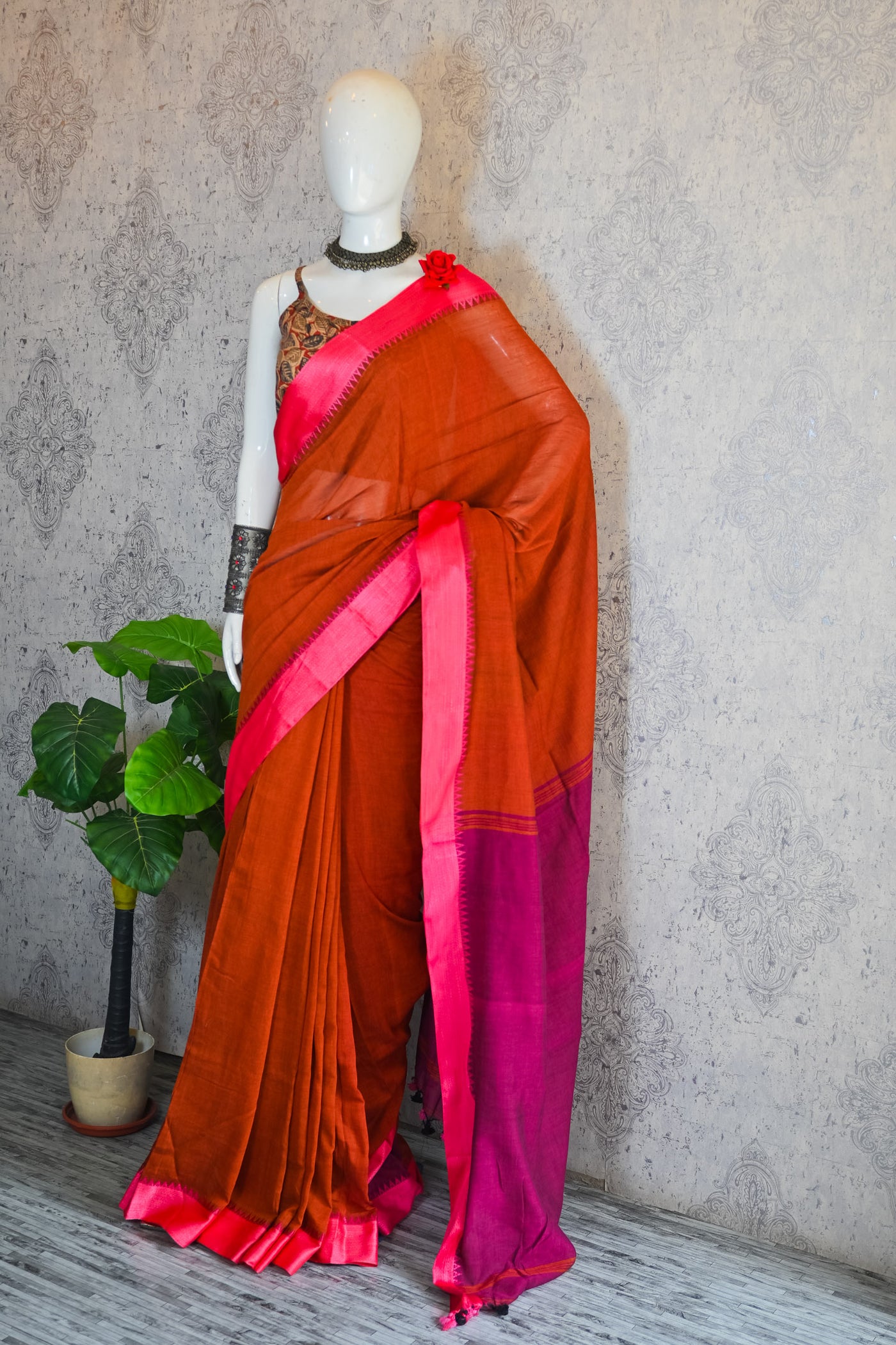 Rust Handloom Saree - Uttariya