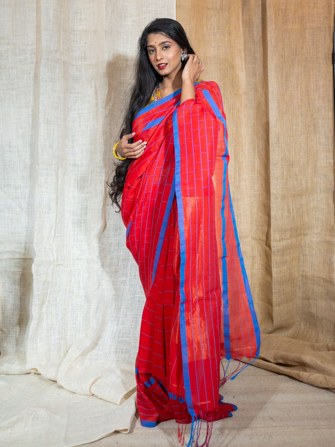 Woven Design Saree - Uttariya