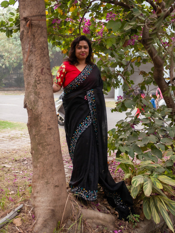 Black Garden On The Needle Embroidered Cotton Saree - Uttariya