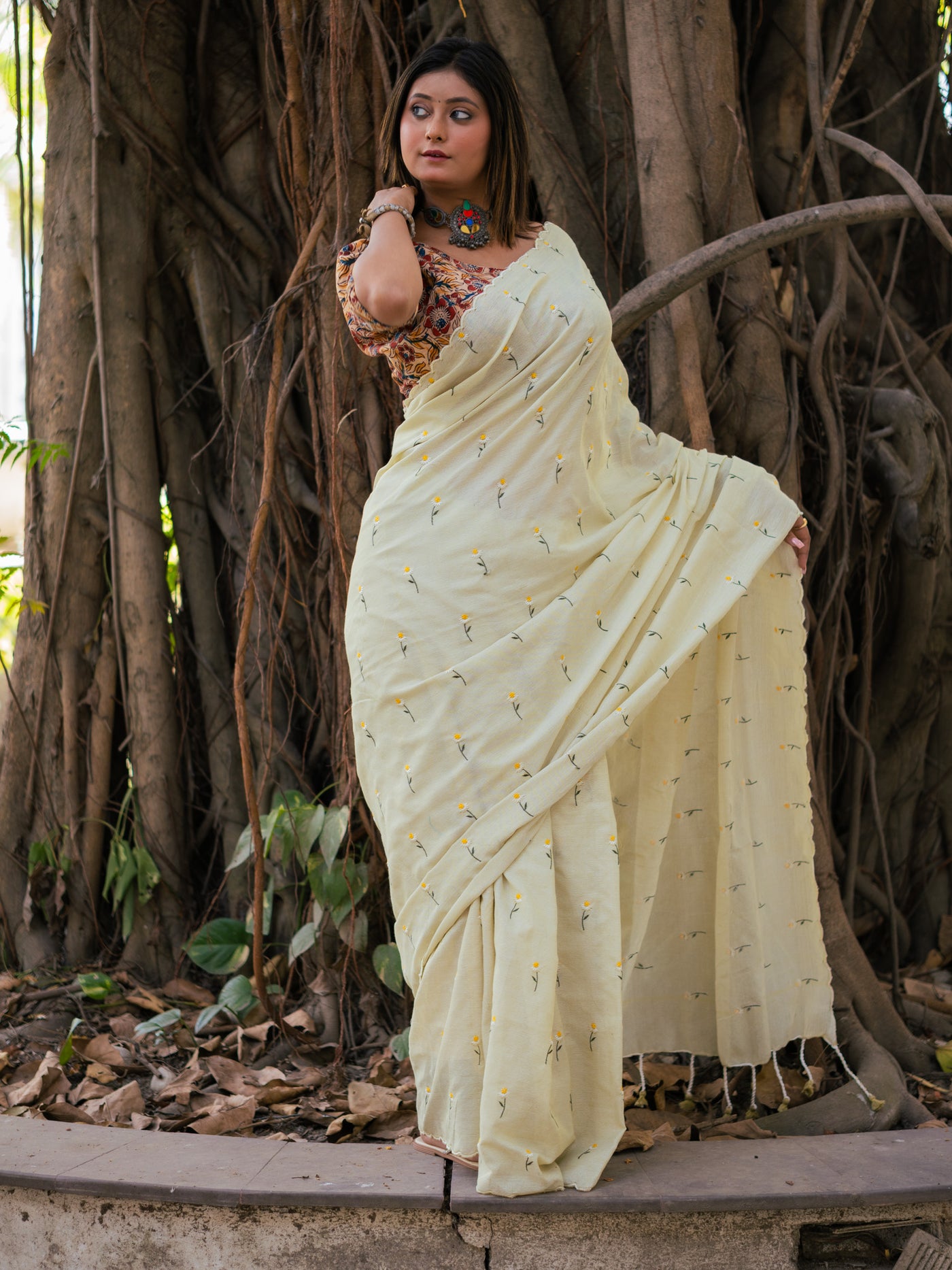 Bone White Flower Embroidered Cotton Saree