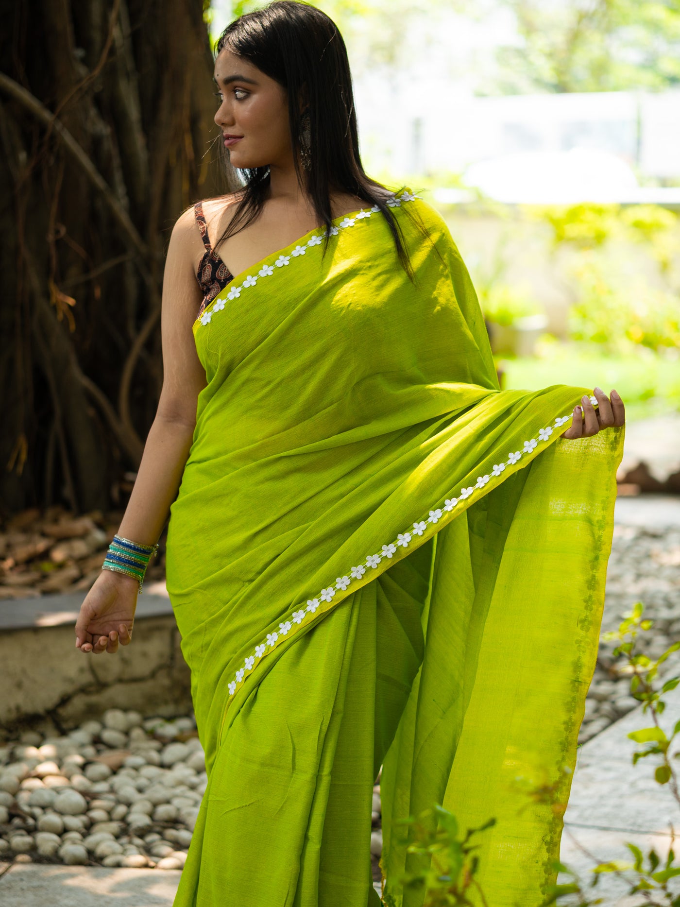 Solid Embroidered Patchwork Pure Cotton Khadi Saree