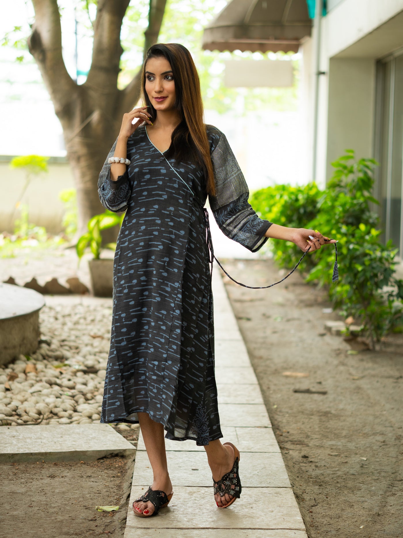 Black Satin Linen Cotton Dress - Uttariya
