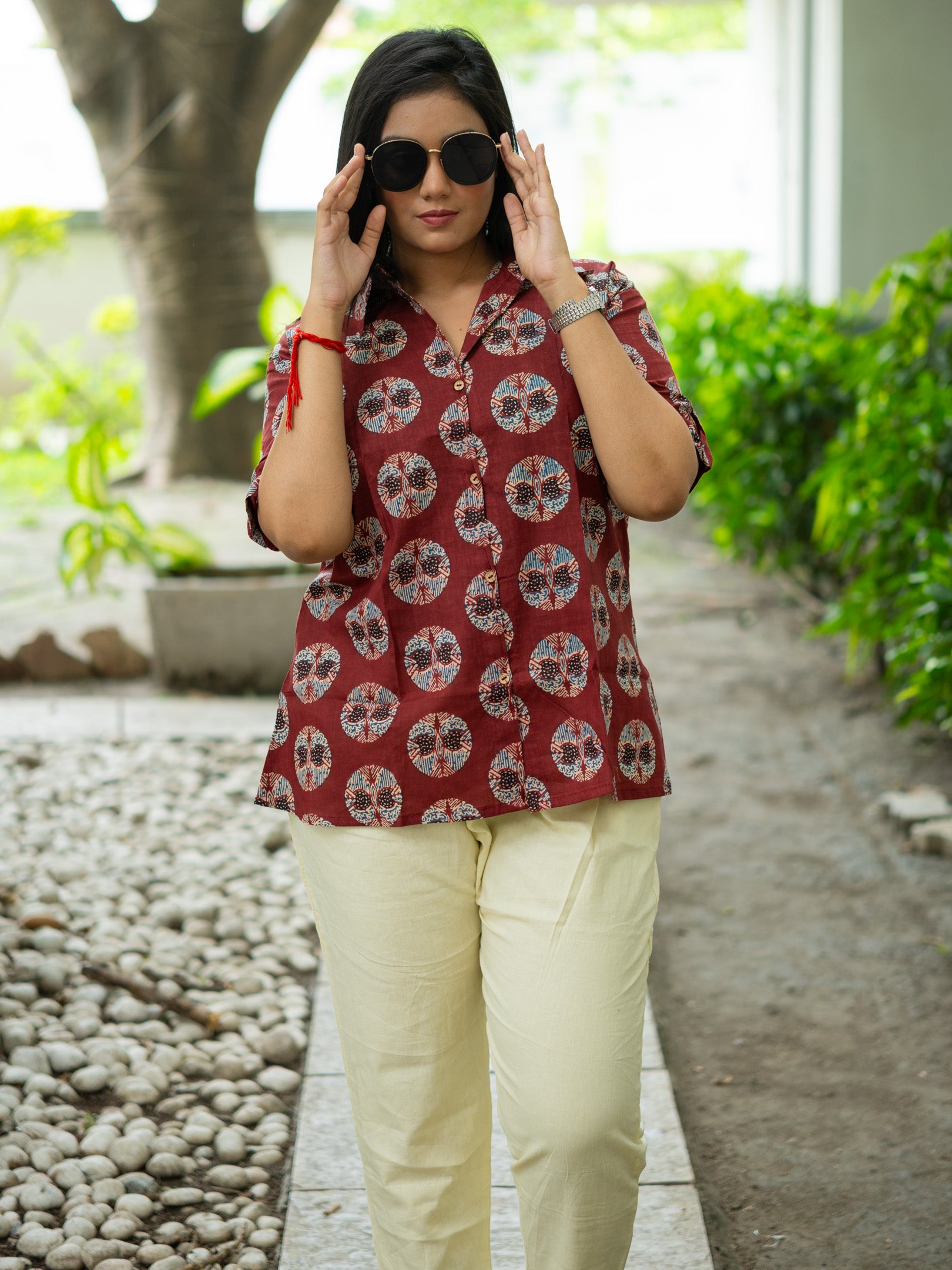 brown shirt