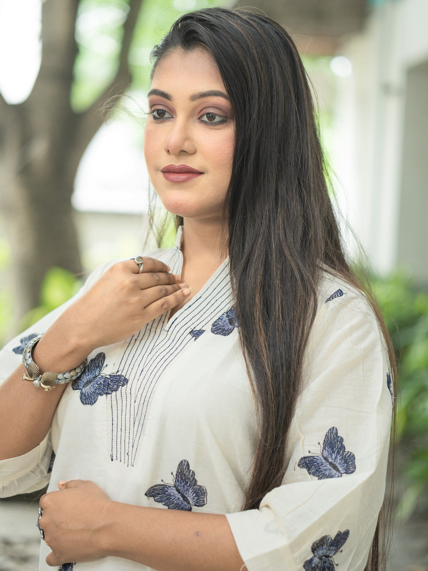 White Butterfly Reverie Embroidered Khadi Cotton Kurta - Uttariya