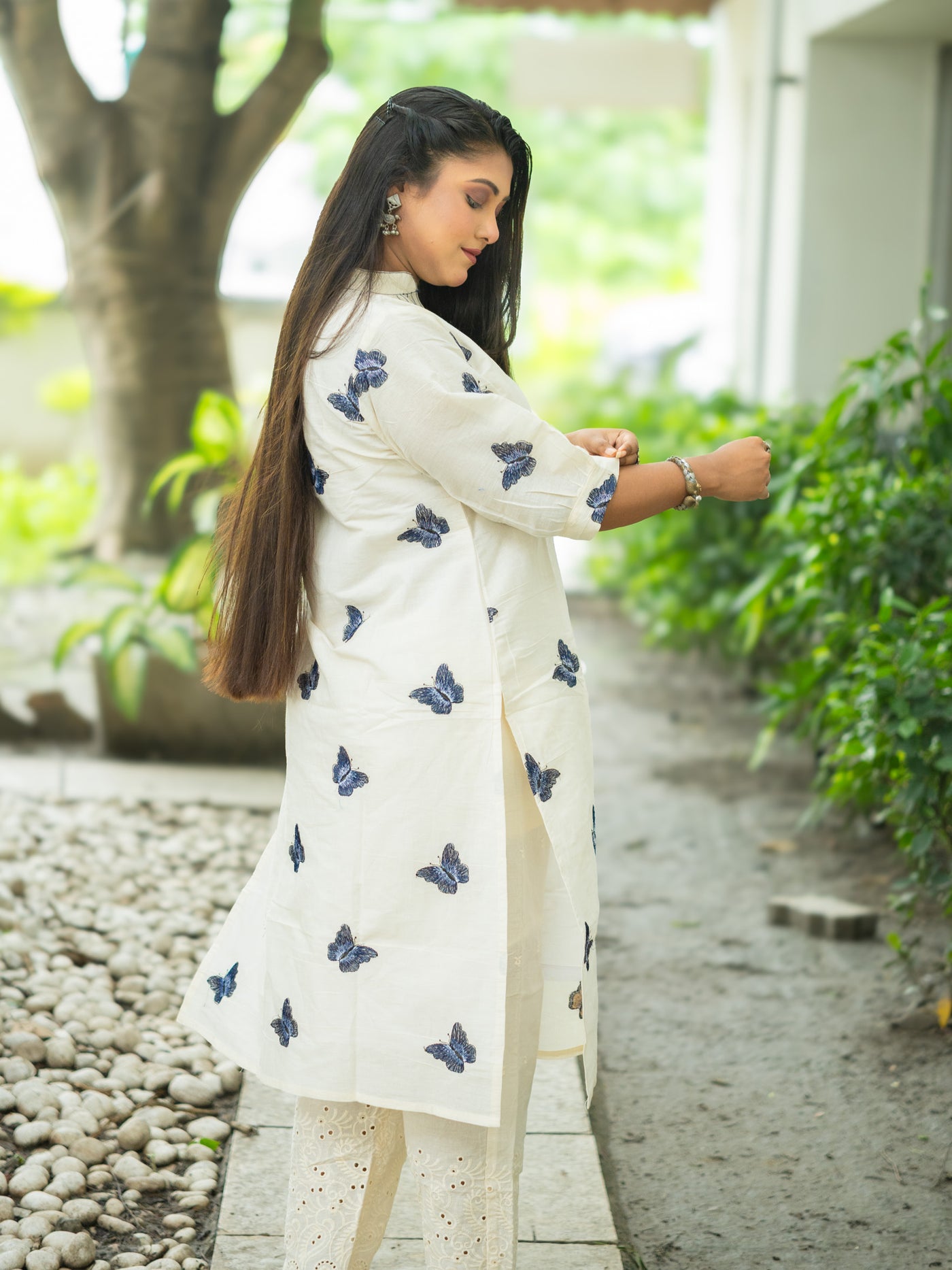 White Butterfly Reverie Embroidered Khadi Cotton Kurta - Uttariya